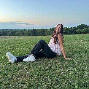 Meet your Posher, Ashley